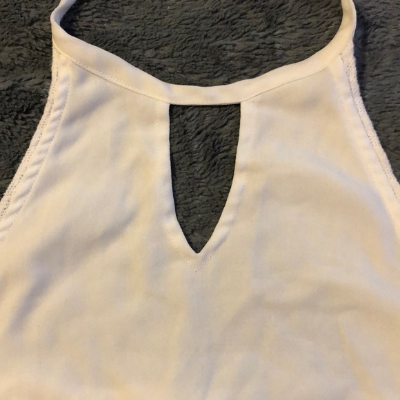 Kendall & Kylie Crop Top - Picture 4 of 6